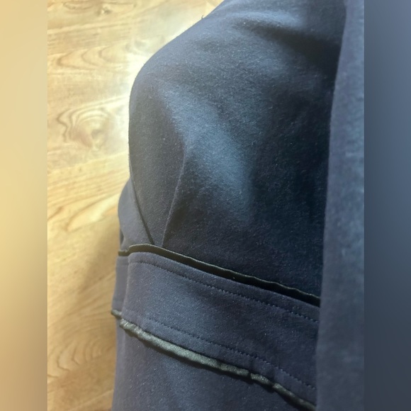 Stretch DRESS by THREE DOTS π΅π΅β«οΈ - Picture 10 of 12